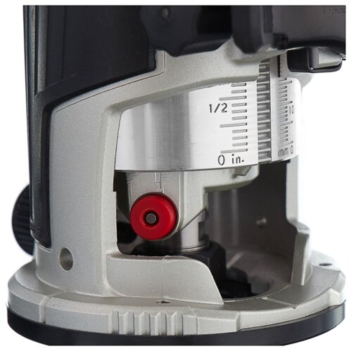 Фрезер Makita RT0700CX2 - фото 4