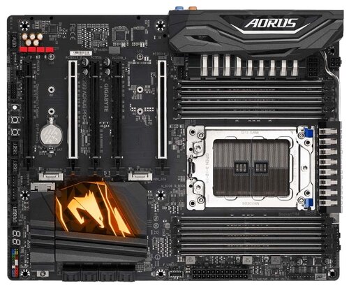Материнская плата GIGABYTE X399 AORUS PRO - фото 1